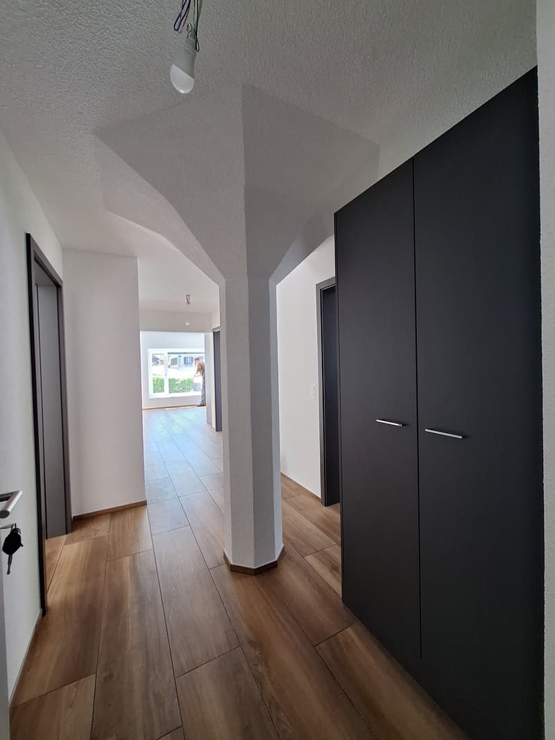 Helle 4.5 Zi Wohnung in Eriswil mit gedecktem Parkplatz (11)