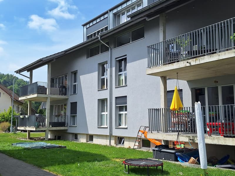 Moderne 4.5-Zimmer-Wohnung mit viel Licht im Herzen des Emmentals (5)
