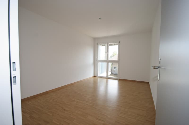 Moderne 4.5-Zimmer-Wohnung mit viel Licht im Herzen des Emmentals (10)