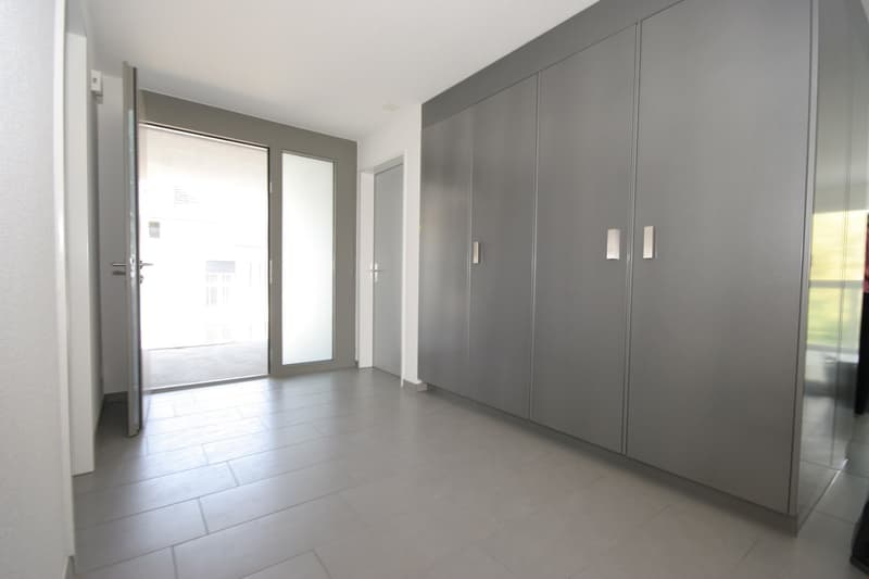 Moderne 4.5-Zimmer-Wohnung mit viel Licht im Herzen des Emmentals (3)