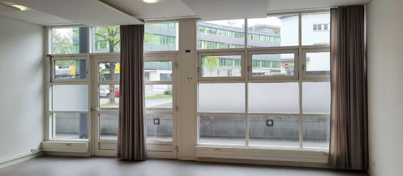 Modern office in a representative location in the center of Lucerne (2)
