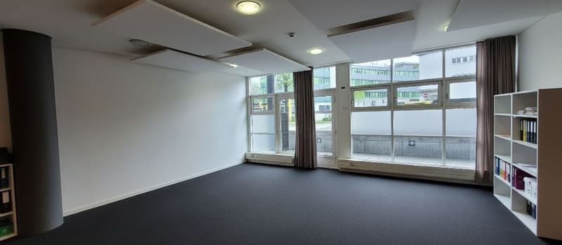 Modern office in a representative location in the center of Lucerne (6)
