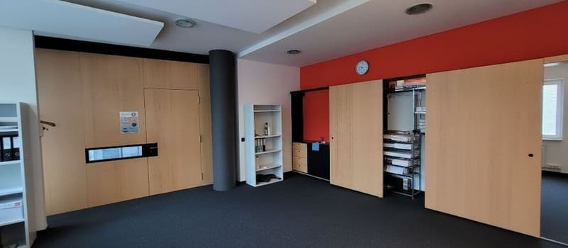 Modern office in a representative location in the center of Lucerne (5)