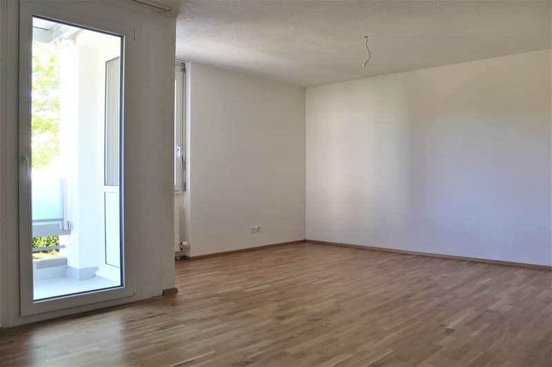 Moderne 1.5-Zimmer-Wohnung mit Balkon und schöner Aussicht in Wolhusen (6)