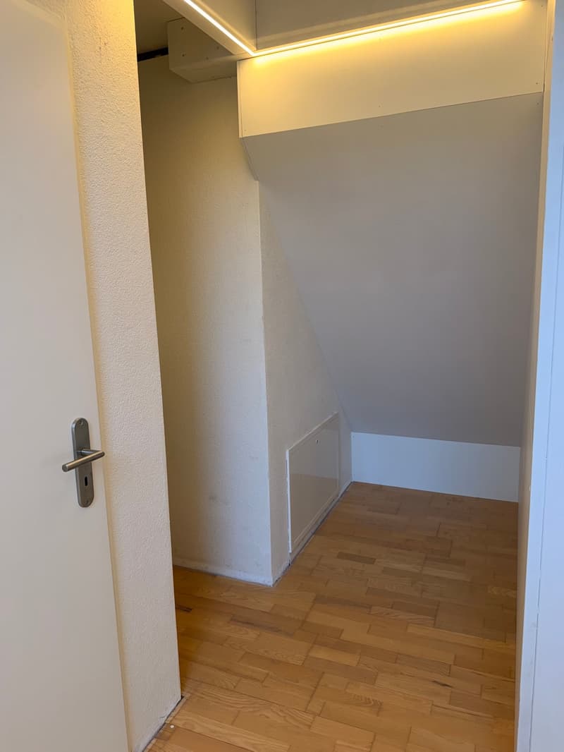 Moderne 4.5-Zimmer-Maisonette-Wohnung in Beinwil am See – sofort verfügbar (8)