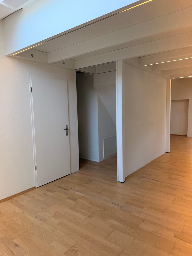 Moderne 4.5-Zimmer-Maisonette-Wohnung in Beinwil am See – sofort verfügbar (7)