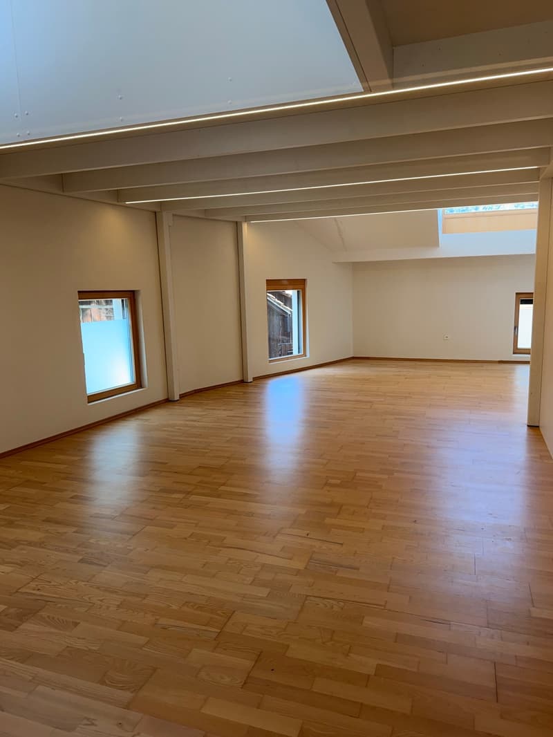 Moderne 4.5-Zimmer-Maisonette-Wohnung in Beinwil am See – sofort verfügbar (9)