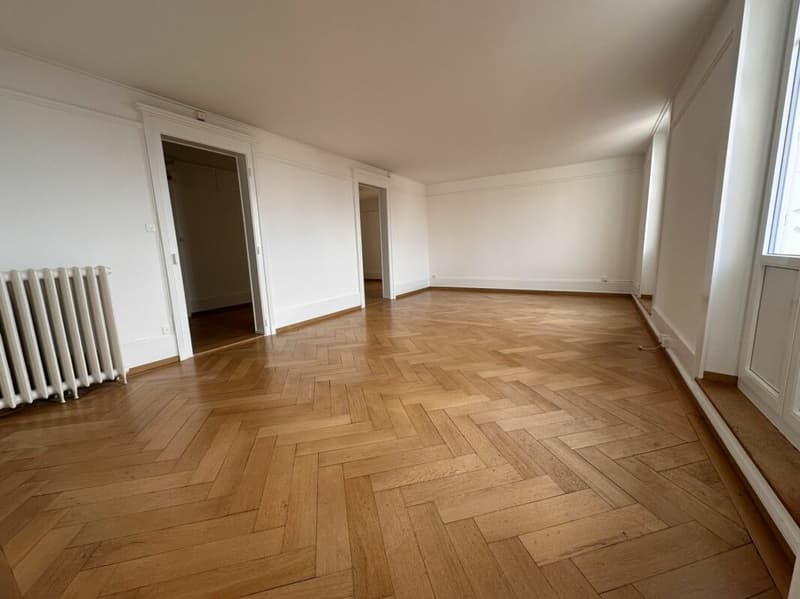 Magnifique appartement de 6 pièces au dernier étage d'un immeuble de caractère - Rue Edouard-Desor 3 à Neuchâtel (4)