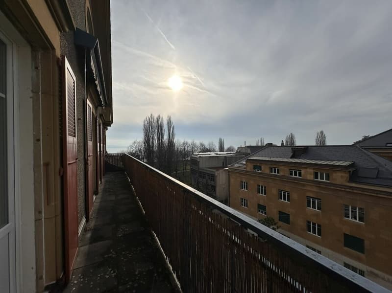 Magnifique appartement de 6 pièces au dernier étage d'un immeuble de caractère - Rue Edouard-Desor 3 à Neuchâtel (9)