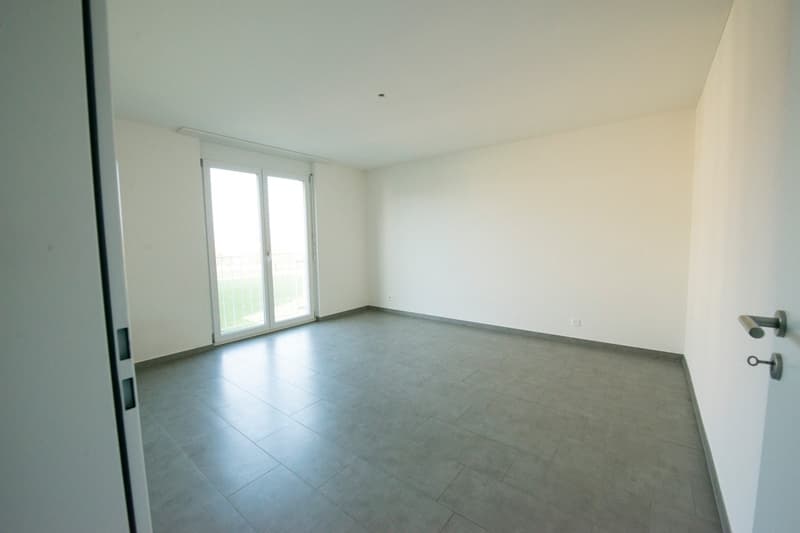 Exklusive 3.5-Zimmer-Gartenwohnung mit Whirlpool (12)
