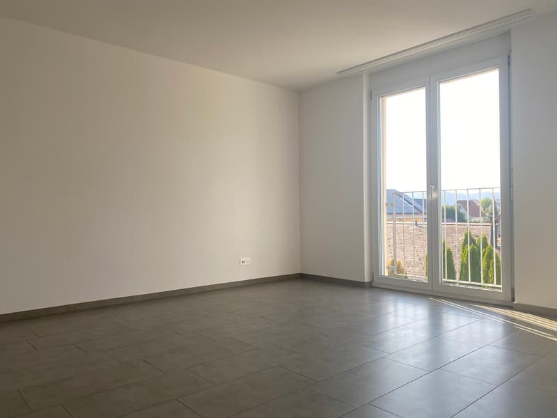 Moderne 3.5-Zimmer-Gartenwohnung mit grossem Sitzplatz (4)