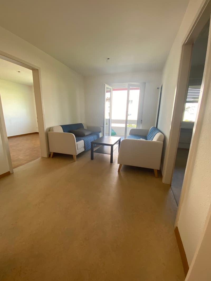 2.0-Zimmerwohnung im 2. OG Mitte (2)