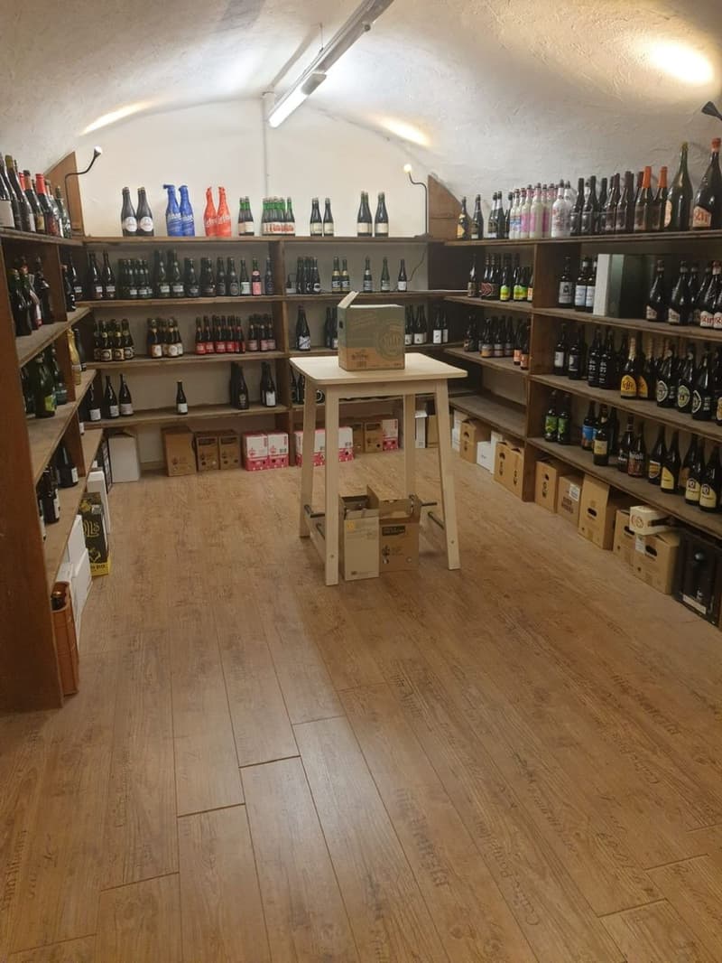 Ab 1.7./1.8./1.9. - Hübsches Ladenlokal, Boutique oder Büro (4)