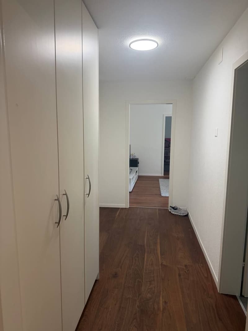Per 1.9./1.10. - Naturnah gelegene, schöne 3.5 Zi Wohnung (18)