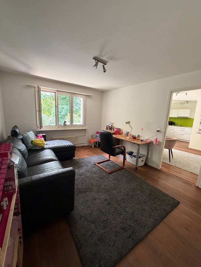 Per 1.9./1.10. - Naturnah gelegene, schöne 3.5 Zi Wohnung (7)