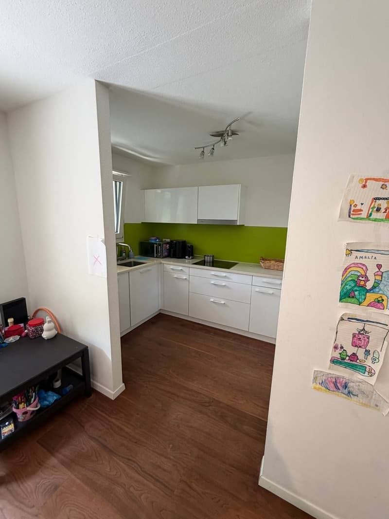 Per 1.9./1.10. - Naturnah gelegene, schöne 3.5 Zi Wohnung (4)