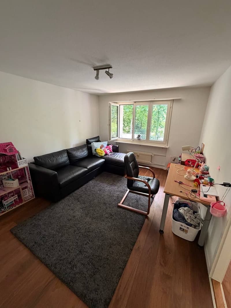 Per 1.9./1.10. - Naturnah gelegene, schöne 3.5 Zi Wohnung (3)