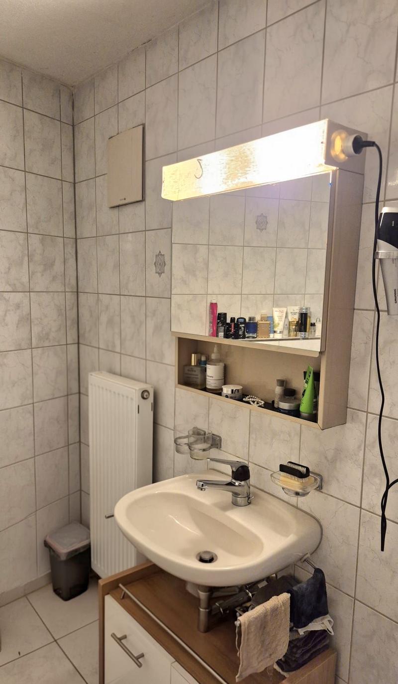 Ab 1.9./15.9./1.10. - Schöne 4.0 Zi Wohnung in Altstadthaus (10)