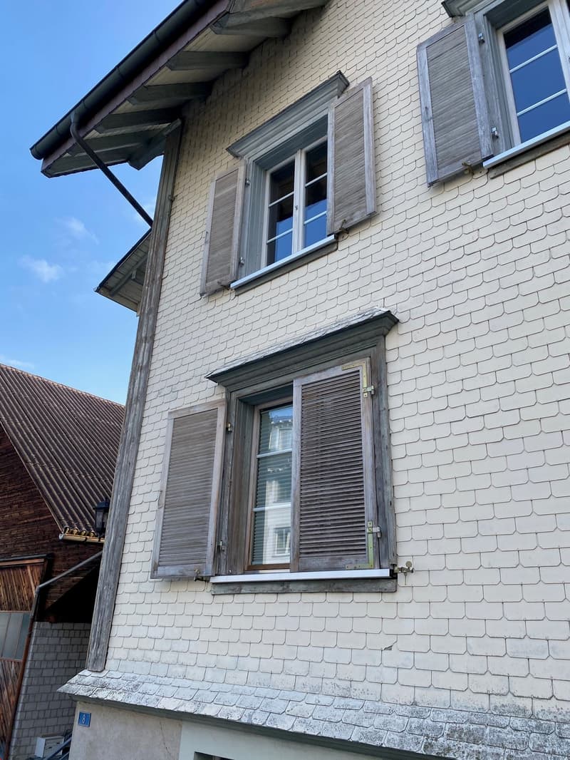 Älteres und charmantes Haus mit schöner Hausgemeinschaft