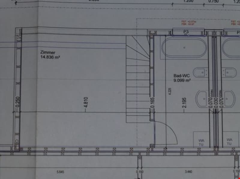 Grundriss oberes Stockwerk mit Schlafzimmer und Badezimmer