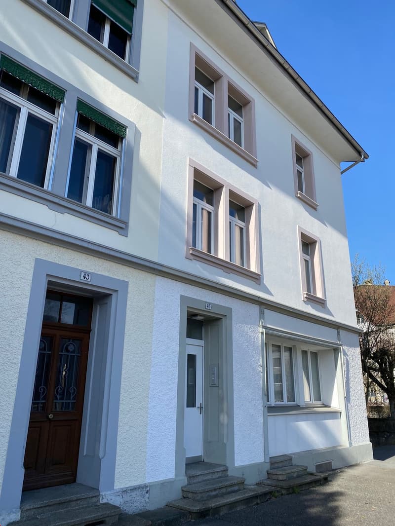 Hübsches, schönes und staatliches Haus direkt an der Ypsomed-Kreuzung
