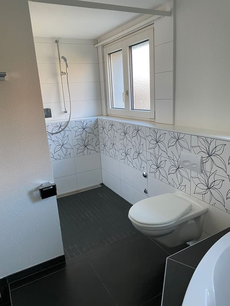 Hübsche 3.5 Zi Wohnung mit Balkon, Bächlein, Natur - ab 1.10.2026 (7)
