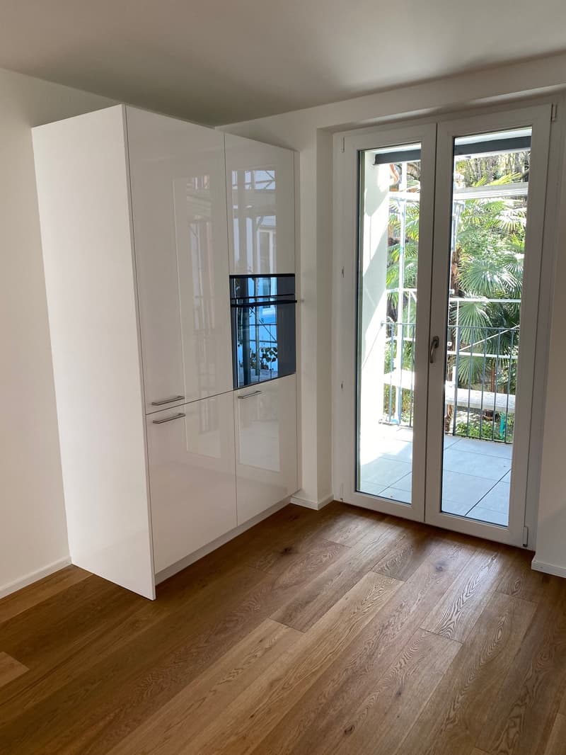 Ab 1.11.2026 - Wunderschöne 3.5 Zi Wohnung, lauschiger Balkon (3)