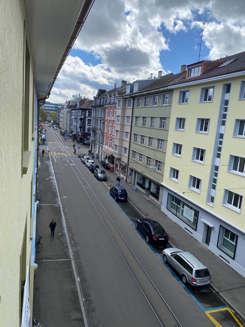 Ab 1.11.2026 - Wunderschöne 3.5 Zi Wohnung, lauschiger Balkon (17)