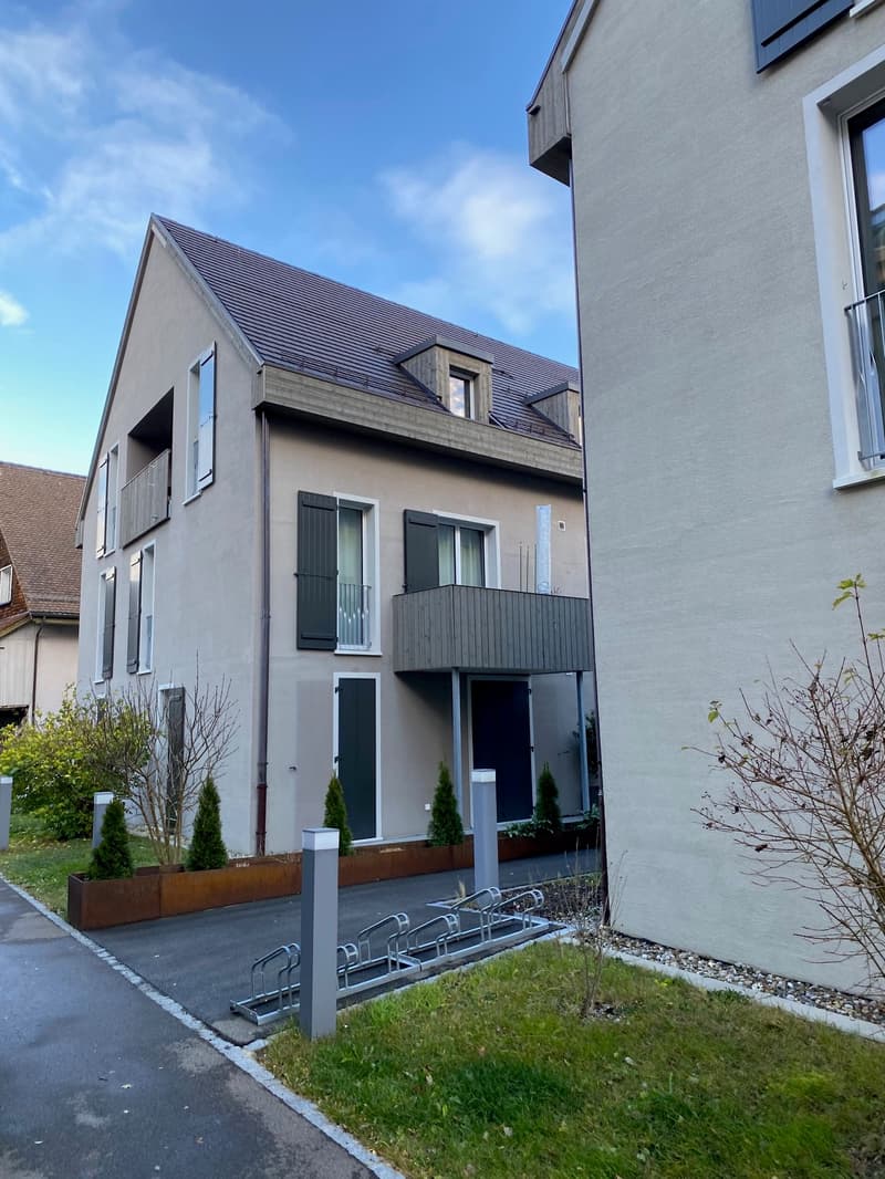 Ab 1.12./1.1. - Stylische 3.5 Zi Whg mit Balkon, Garage (24)