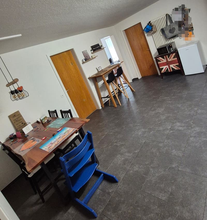 Einfache 4.0 Zi Whg in ländlichem Haus, grosser Garten - per 1.12. (6)