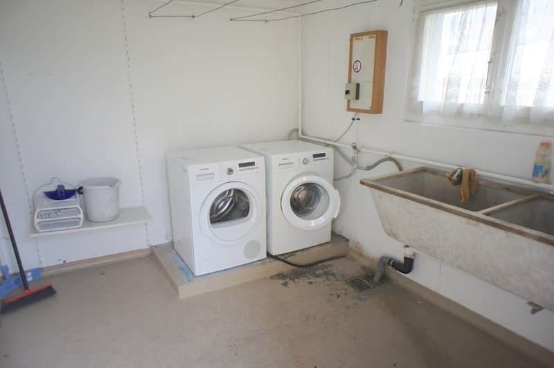 5-Familienhaus, tolle Wohnung, GÜNSTIG (17)