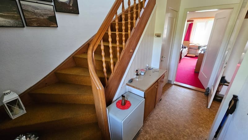 6½ Zimmer Wohnhaus mit 2 Wohnungen (6)