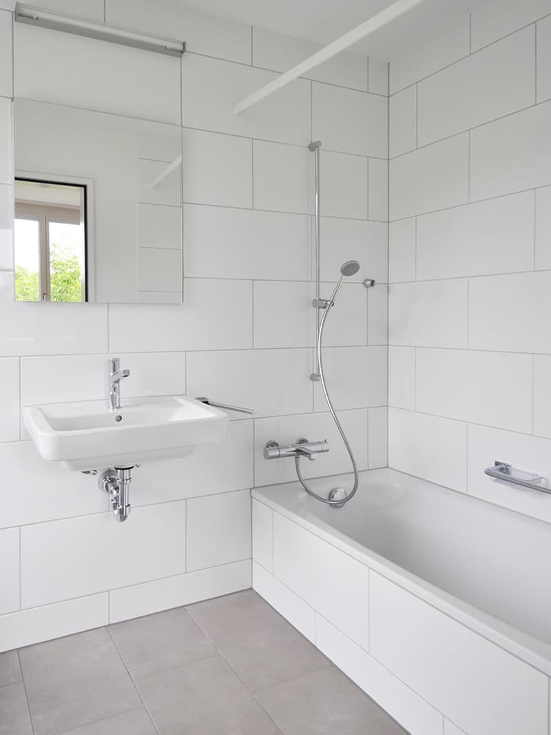 Badezimmer mit Badewanne