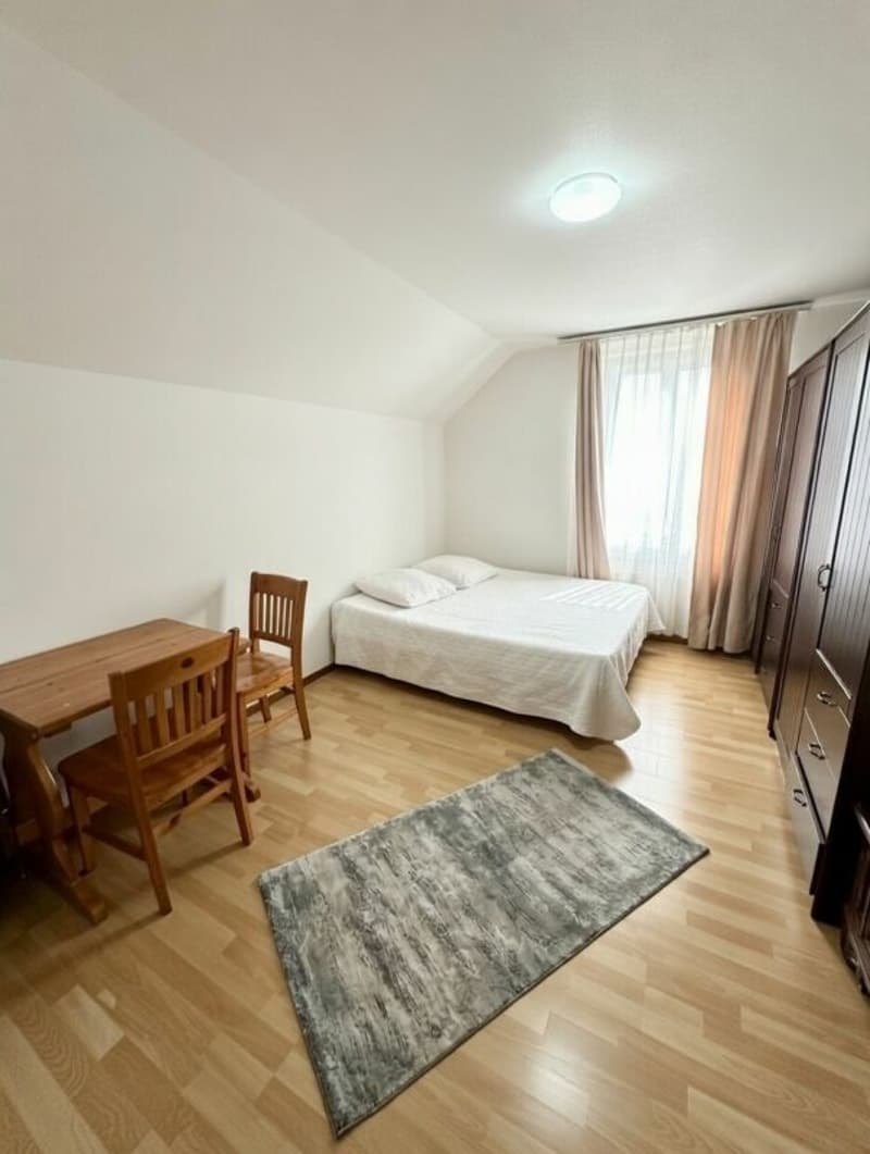 Schlafzimmer DG