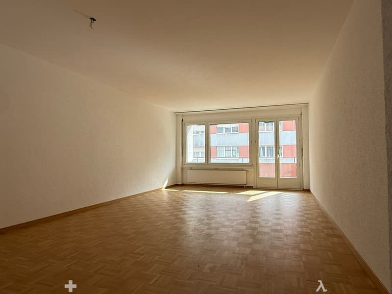 Große, moderne und sanierte 3.5 Zimmerwohnung im beliebtem Gurzelenquartier (7)