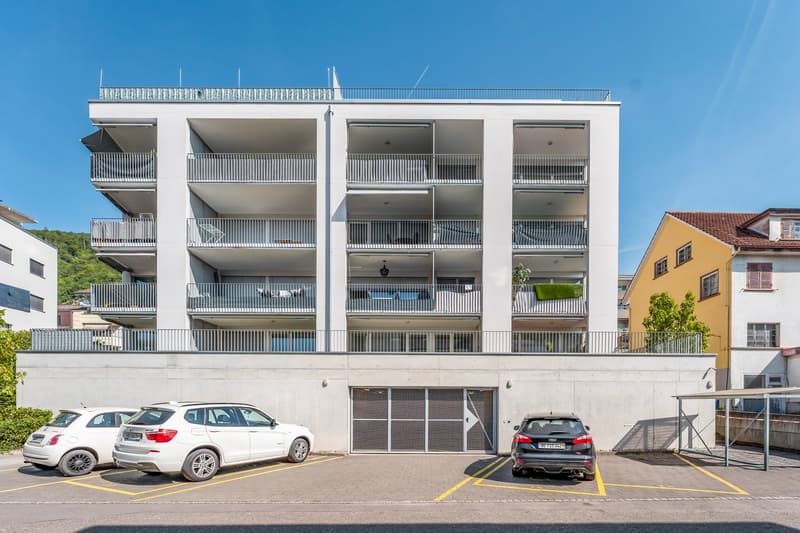 Moderne 3.5-Zimmerwohnung mit Balkon und Lift in Pieterlen (3)