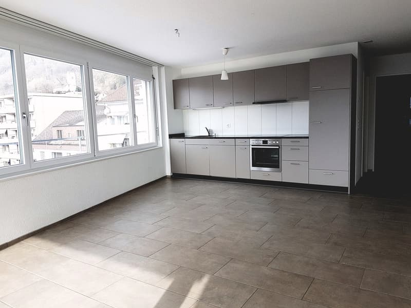 Moderne 3.5-Zimmerwohnung mit Balkon und Lift in Pieterlen (4)