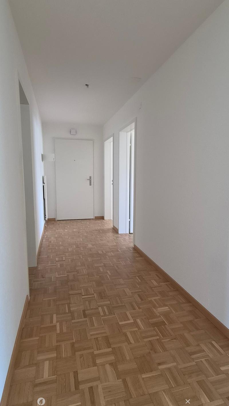 Helle 3-Zimmerwohnung mit Balkon an guter Lage in Biel (7)