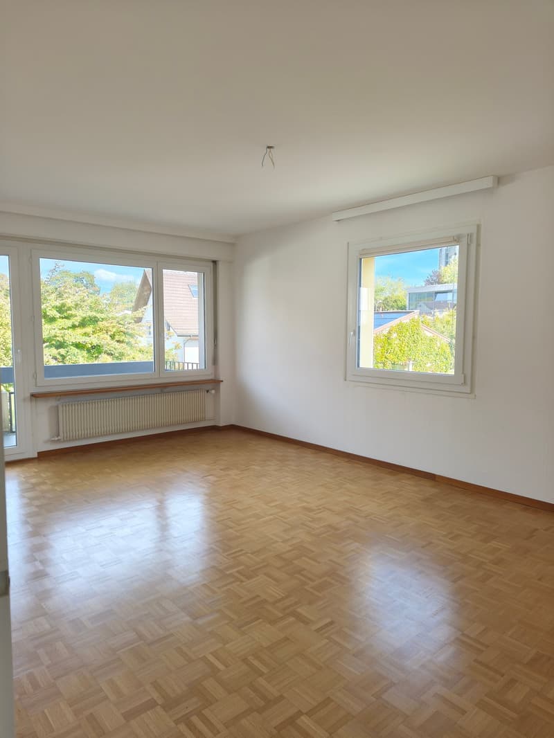 Moderne 3.5-Zimmerwohnung an attraktiver Lage zwischen Biel und Nidau (6)
