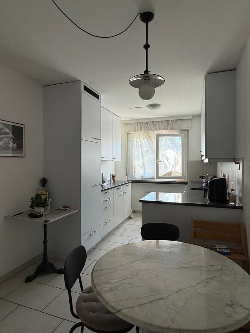 Moderne 3.5-Zimmerwohnung an attraktiver Lage zwischen Biel und Nidau (4)
