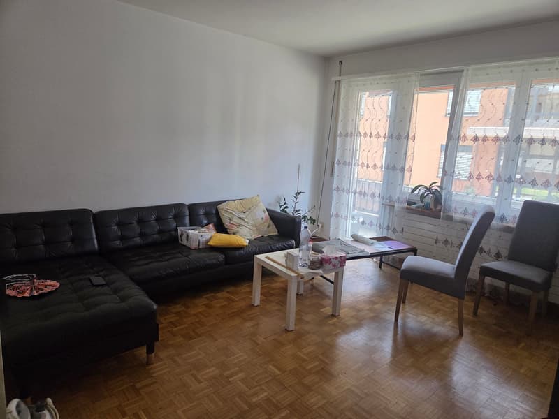 Helle 3-Zimmerwohnung mit Balkon in Nidau (4)