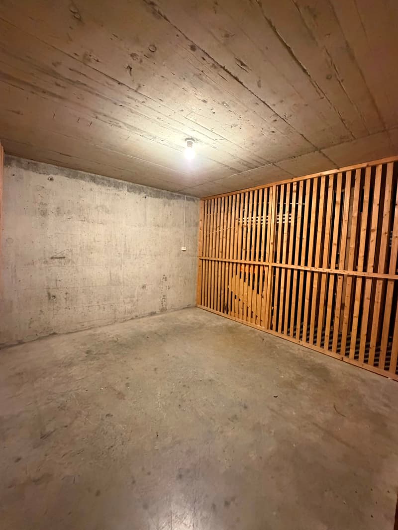 Helle und zentral gelegene 2.5-Zimmer-Wohnung direkt am Bahnhof Brügg (13)