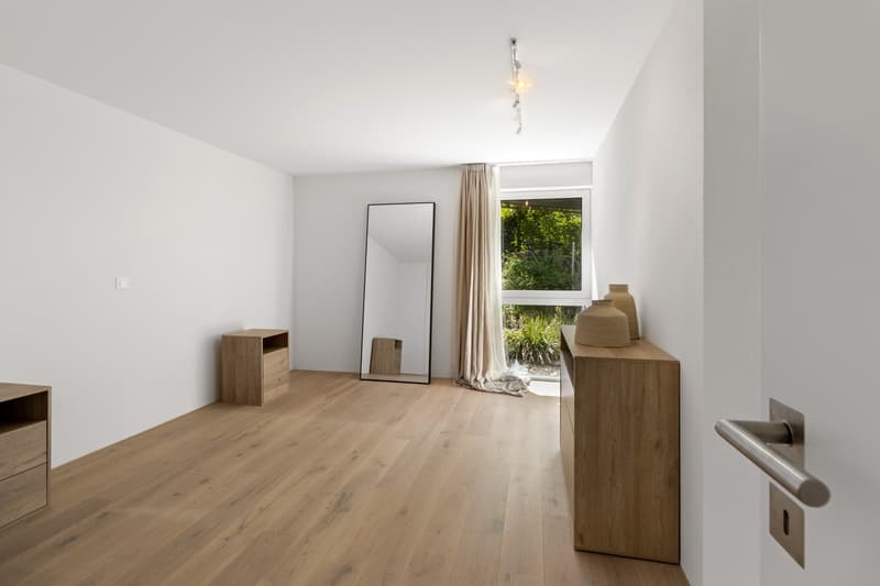 Traumhafte 3.5-Zimmer Erdgeschosswohnung in Kilchberg - Luxus und Komfort vereint (9)