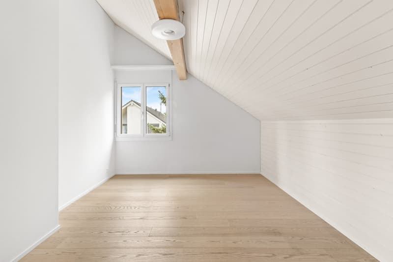 neu ausgebaute 3.5-Zimmer-Dach-Wohnung nähe Naherholungsgebiet (8)