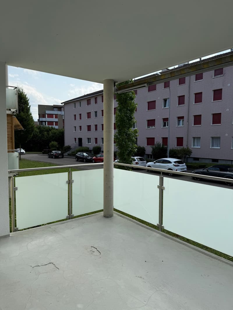 Lichtdurchflutete 4.5-Zimmer-Wohnung mit grosszügigem Badezimmer und moderner Ausstattung (13)