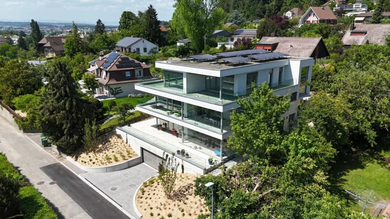 Exklusives Wohnen mit Weitblick in Ittigen (2)