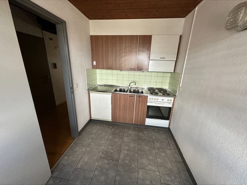 Charmant appartement de 2,5 pièces à Neuchâtel (4)
