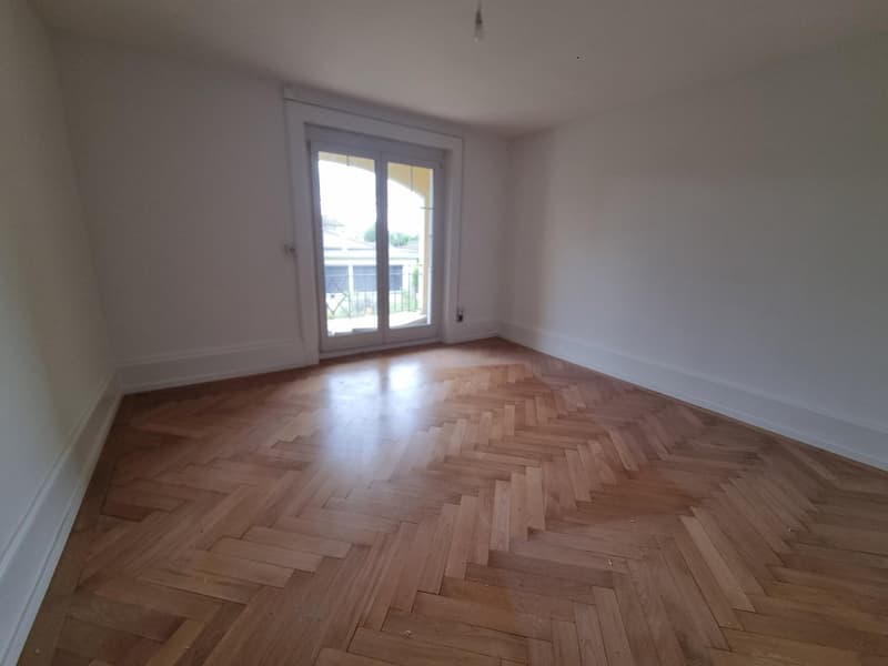 Appartement de 3 pièces entièrement rénové avec balcon à Corcelles (3)