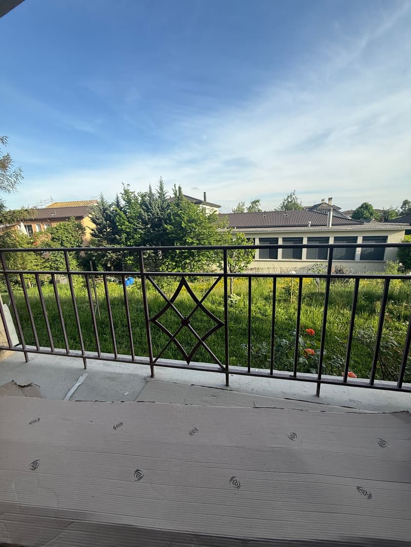 Appartement de 3 pièces entièrement rénové avec balcon à Corcelles (7)