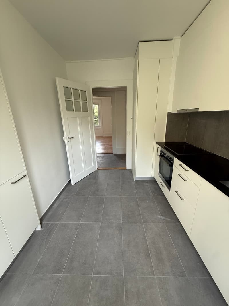 Appartement de 3 pièces entièrement rénové avec balcon à Corcelles (2)